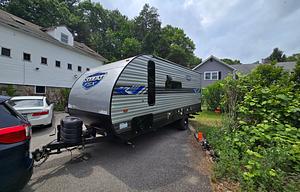 AR's Salaam fsx 179DBK (off-grid capable)
