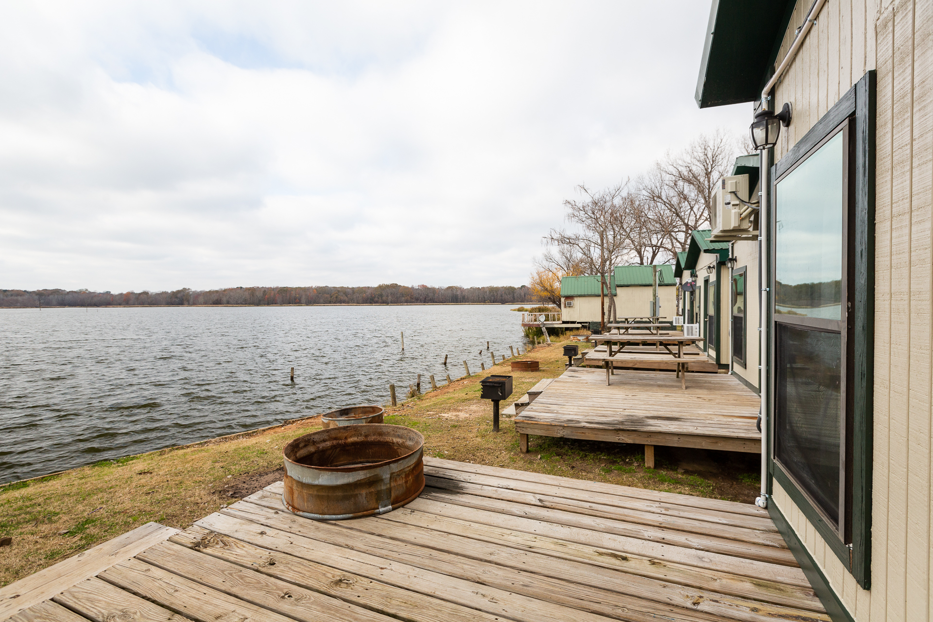 Lake Palestine Resort
