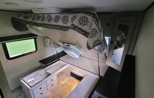 2023 Luxurious Family-Friendly Apex Ultra-Lite