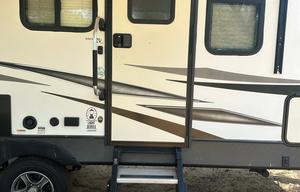 2020 Dutchmen RV Coleman Light 1805RB w/ Solar