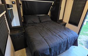 2022 Jayco White Hawk 29BH RV rental photo 7