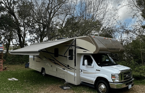 2017 Winnebago Minnie Winnie 31K