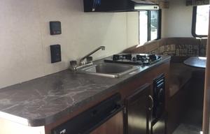 AGA 3 -	2017 Jayco Jay Flight SLX 175XD