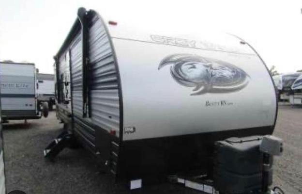 Go camping - Forest River RV Cherokee Grey Wolf
