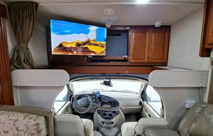 2008 Fleetwood RV Tioga 31M - Self Leveling