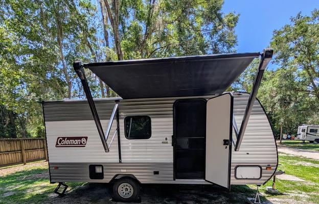 2024 Coleman Lantern 17b- Light & Easy Tow
