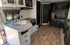 Hideout Camper