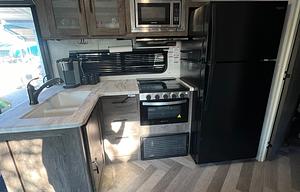 2020 Forest River RV Wildwood DLX 353FLFB RV rental photo 5