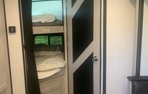 2022 heartland mallard  32’  rv rental