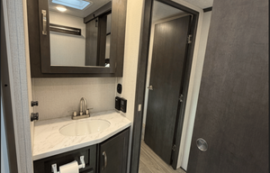"Roosevelt" 2024 Keystone RV Cougar Sport 2700BH