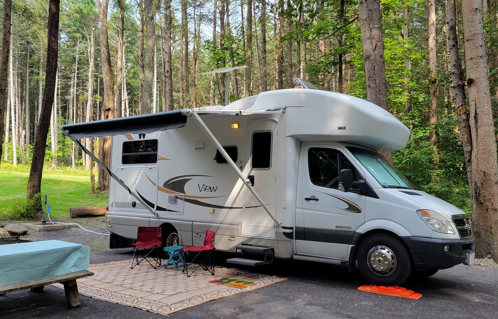 Live your RV dreams!  Glamping with this diesel!