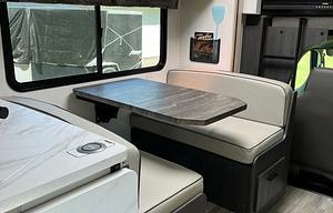 2023 Forest River RV Sunseeker Classic 3050S Ford RV rental photo 13