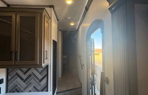 2022 Keystone RV Montana 3791RD RV rental photo 7