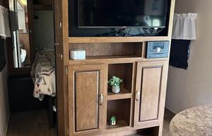 Kid Approved Bluegrass Rambler Camper Rental