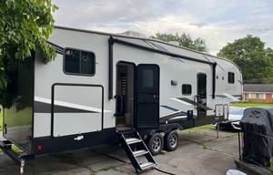 2022 Forest River RV Cherokee Arctic Wolf 321BH