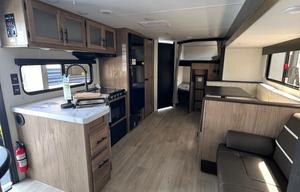 2025 Cherokee Grey Wolf 26DBH RV rental photo 4