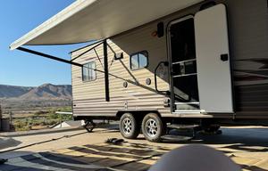 Wolfie 22RR: Toy Hauler **Delivery only**