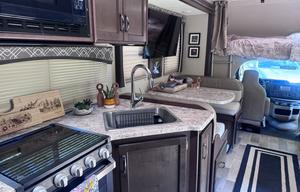 2020 Thor Motor Coach Chateau 28Z