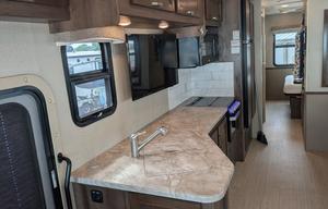 Matt and Reba's Motorhome Rental