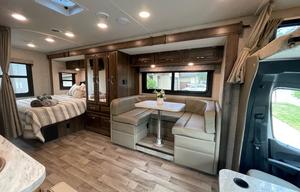 Roam & Roll: 2022 Jayco Melbourne 24L 25Ft RV