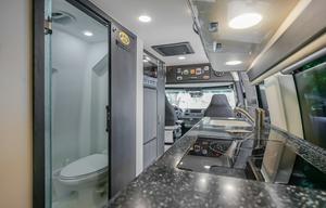 American Patriot Mercedes Luxury Camper Van Seats5