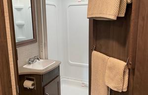 "Co-Pilot Cruiser" 2022 Winnebago Vista 27P