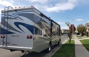 2018 Winnebago Sunstar LX 35F
