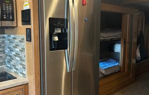 Luxury Family Bunkhouse -Sleeps 10-Fully Stocked