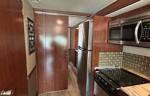 Travel with Ease & Comfort! Pets Welcome