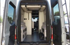 2022 Winnebago Revel 44E