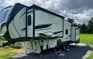 Shaun and Janella’s RV Share