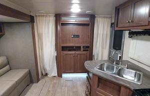 Fireside RVs Heartland Prowler Lynx 31LX Bunkhouse