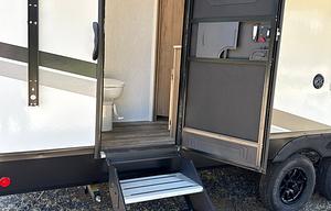2024 Cherokee Alpha Wolf 26DBH-L RV rental photo 4
