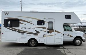 EDWARD - 2014 Winnebago Chalet WF-224VR