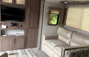 2019 Keystone Hideout RV rental photo 10