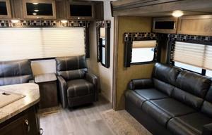 Cozy Coleman Camper - Adventure Awaits