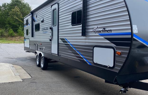 2022 Coachmen Catalina Legacy Bunkhouse “Dahlilah”