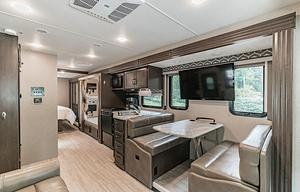 2020 Thor Motor Coach Freedom Elite -RV Goldie