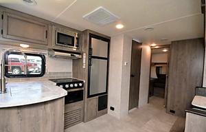 2020 Coachmen RV Apex Ultra-Lite 289TBSS