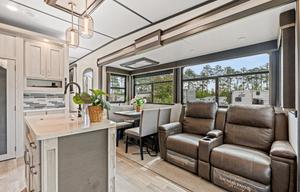 2 Brm w/a loft Coastal Adventure 5th wheel retreat