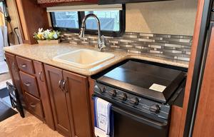 2015 Thor Motor Coach ACE 30.1