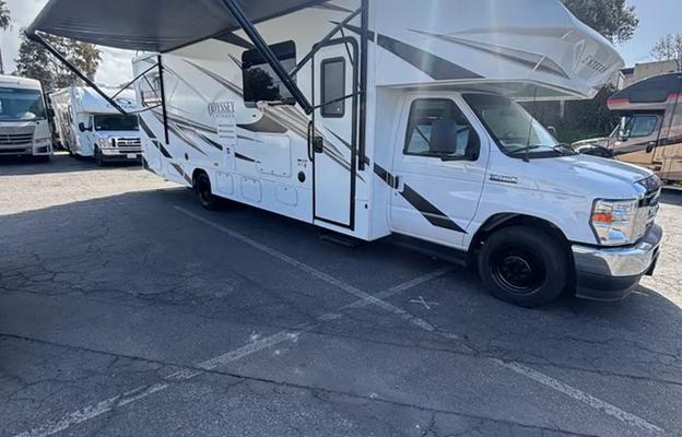C14 2022 Entegra Coach Odyssey Luxury RV- Sleep10