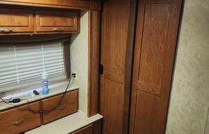 2008 monaco knight coach 40DFT