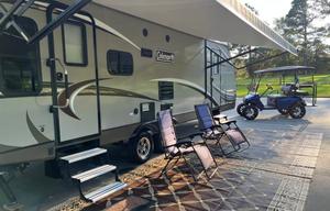 2018 Dutchmen - Coleman Light 2605RL Sleeps 5