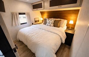 *NEW* Easy Family Camping – 2024 Avenger 25BH