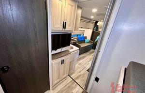Forest River RV Sunseeker LE 3250DSLE Ford