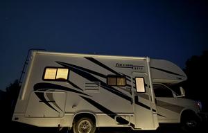 "Dorothy" - Easy Drive-24' Thor Elite - Sleeps 4-6