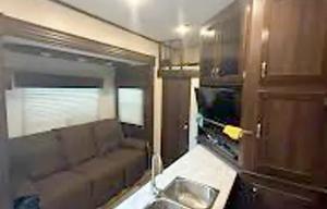2018 Jayco Talon 413T RV rental photo 10