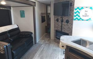 2021 Prime Time RV Avenger ATI 28DBS