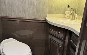 2021 Aspire 44B RV rental photo 12